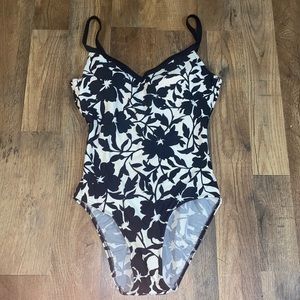 Body I.D. Black & White Floral One Piece Swimsuit Size 8